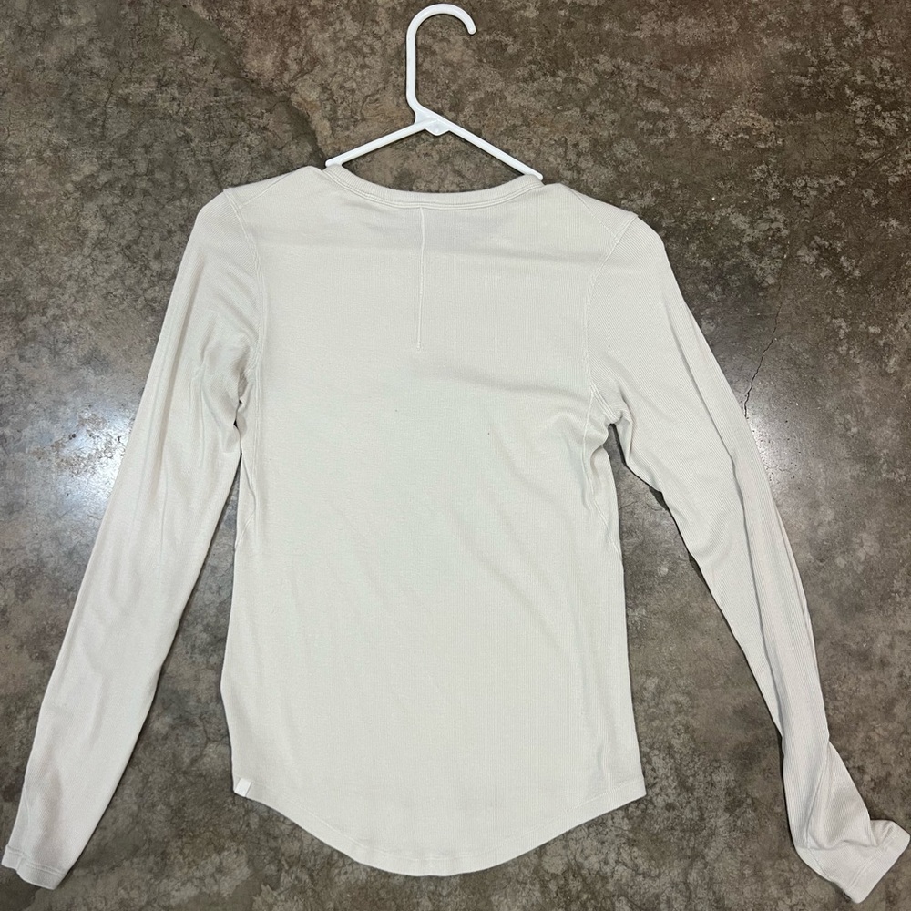 NWOT Lululemon Hold Tight Long Sleeve Shirt